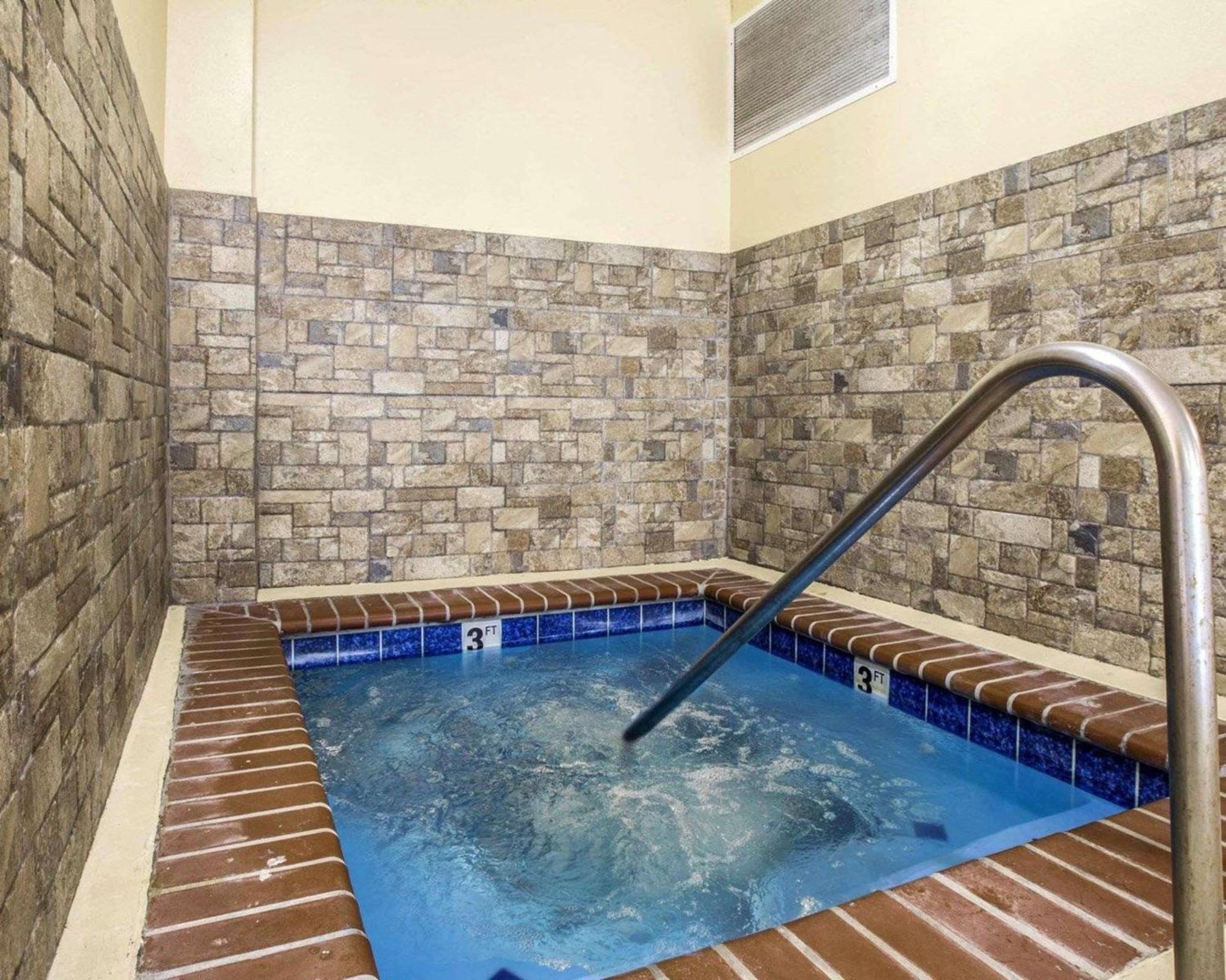 Comfort Inn&Suites Rogersville Extérieur photo