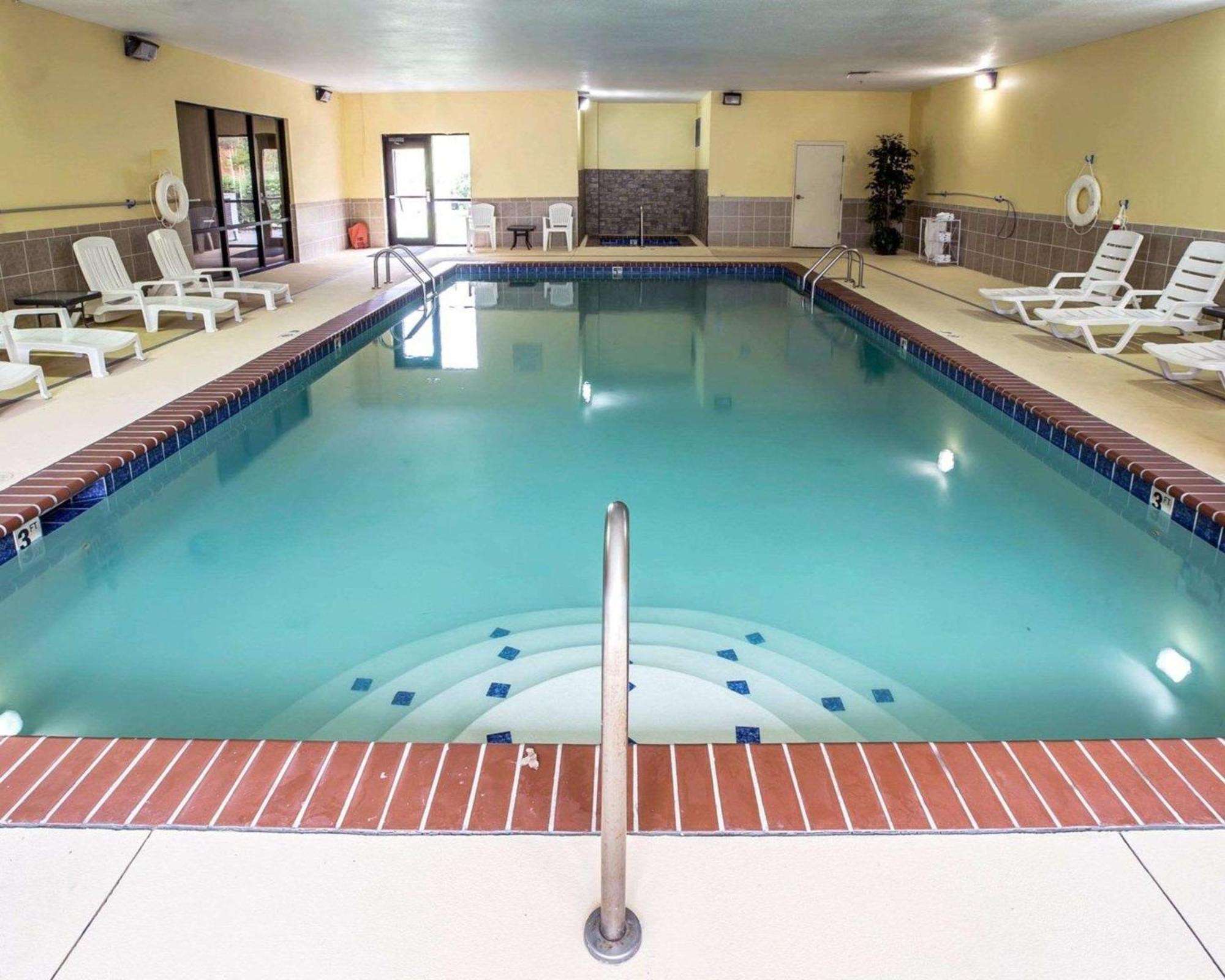 Comfort Inn&Suites Rogersville Extérieur photo